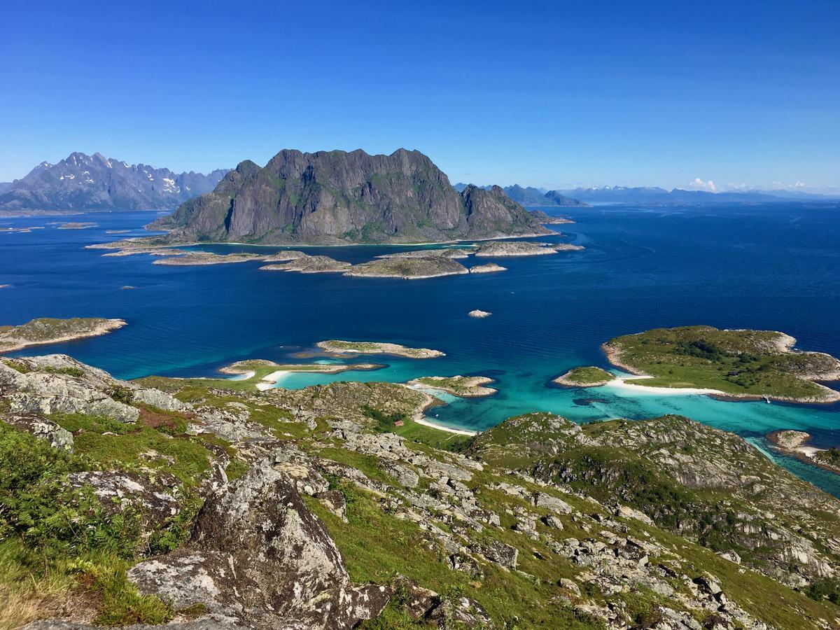 Lofoten Beach Glamping Skrova Екстериор снимка